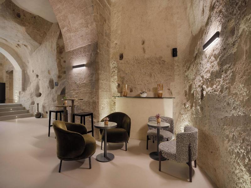 Vetera Matera image