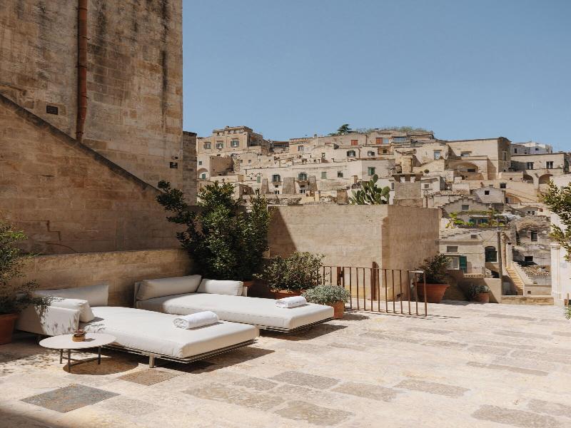Vetera Matera image
