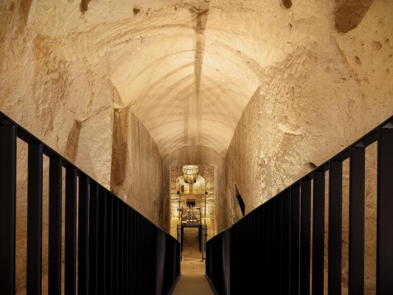 Vetera Matera image