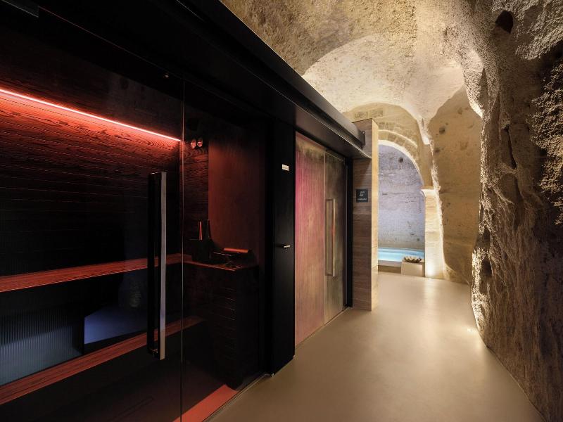 Vetera Matera image