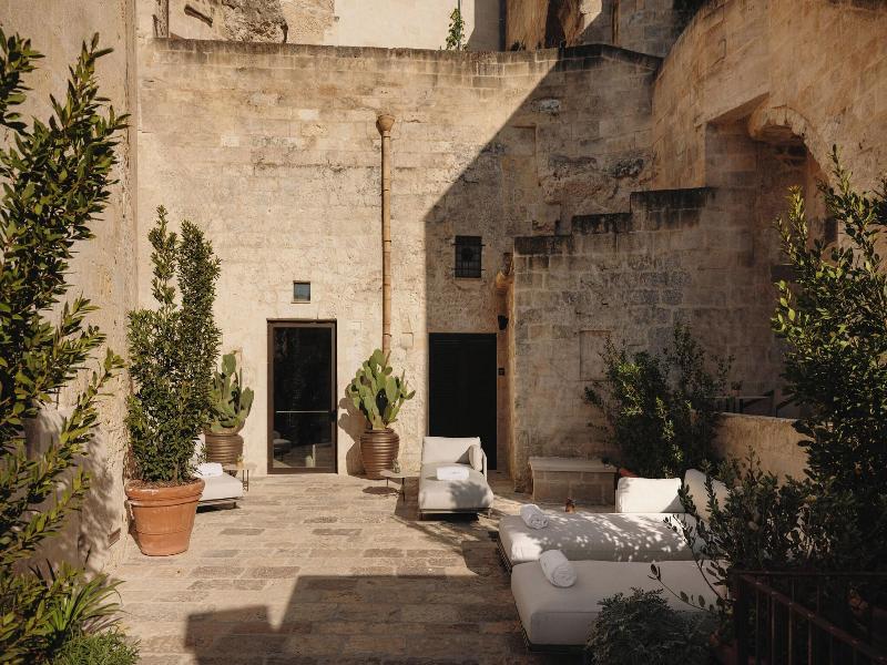 Vetera Matera image