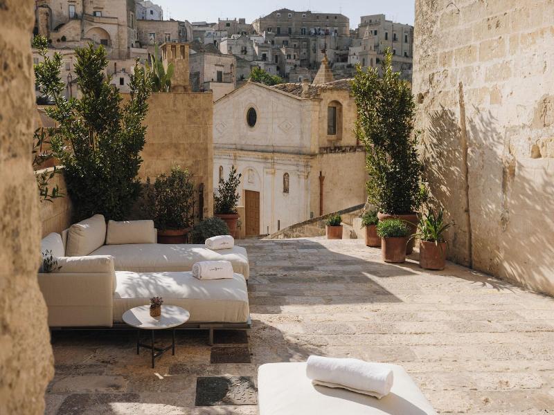 Vetera Matera image