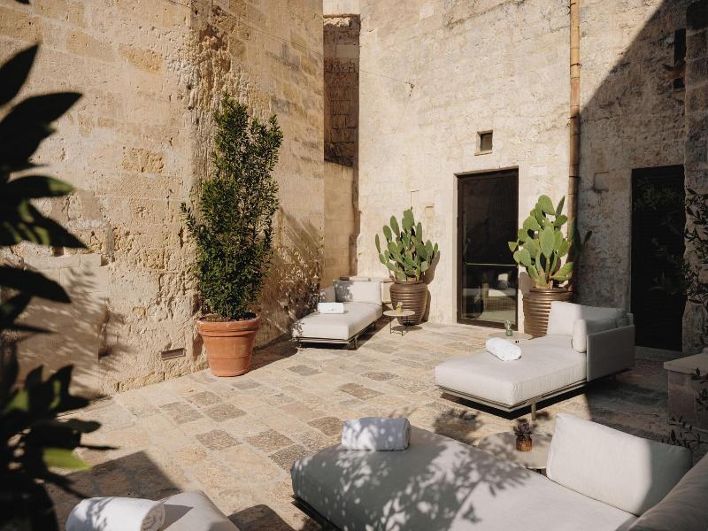 Vetera Matera image