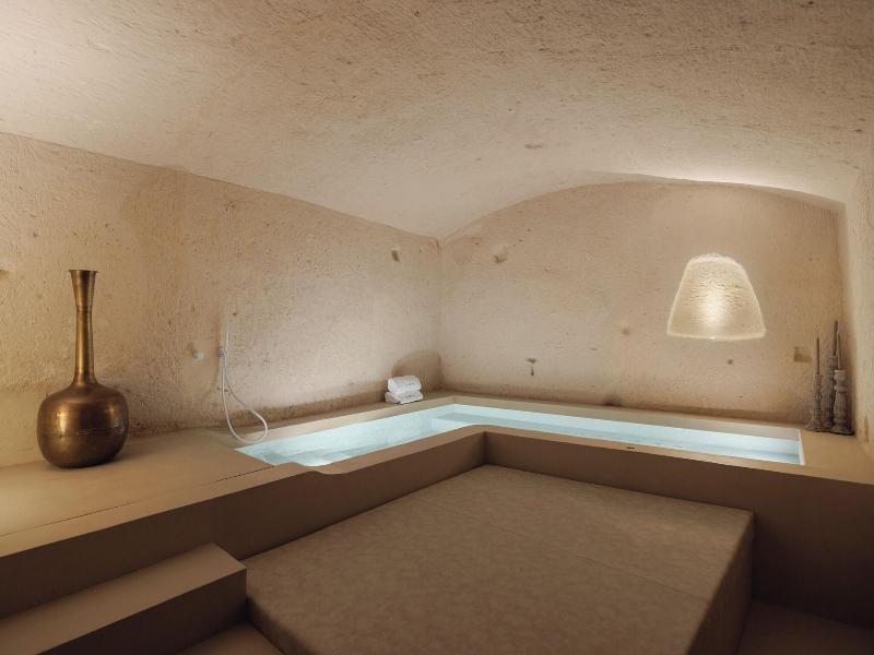 Vetera Matera image