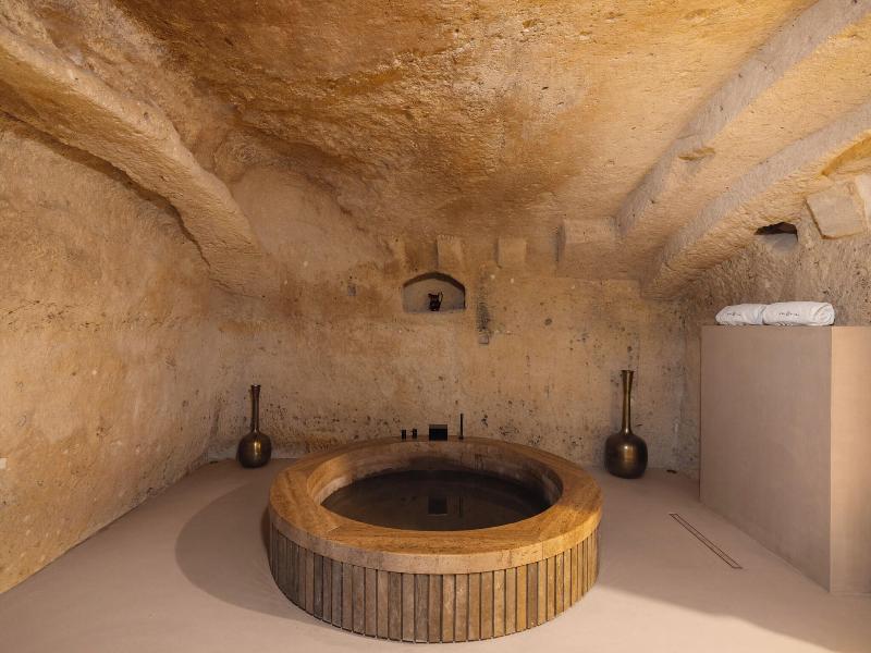 Vetera Matera image