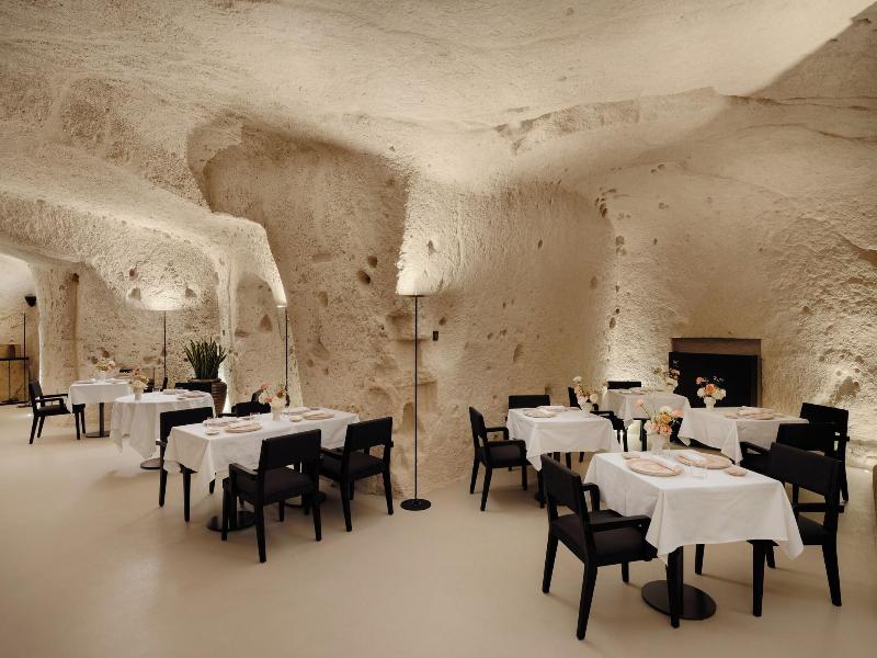 Vetera Matera image