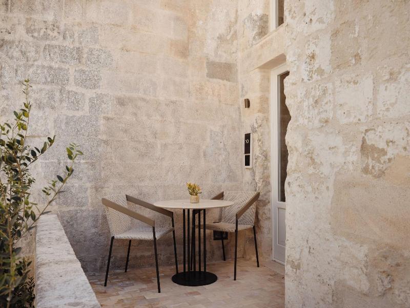 Vetera Matera image