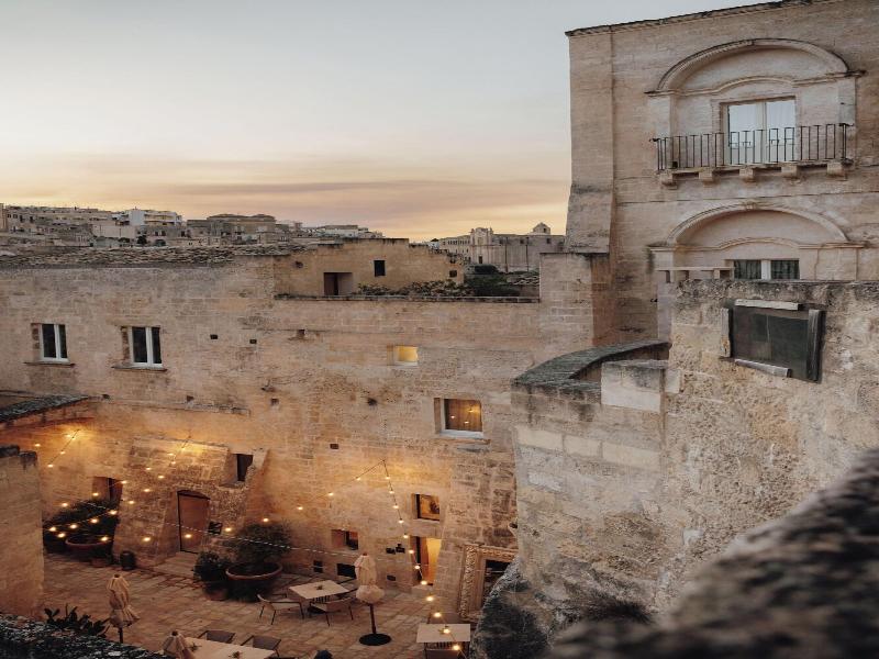 Vetera Matera image