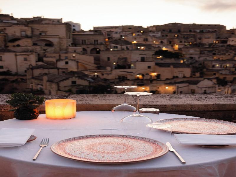 Vetera Matera image