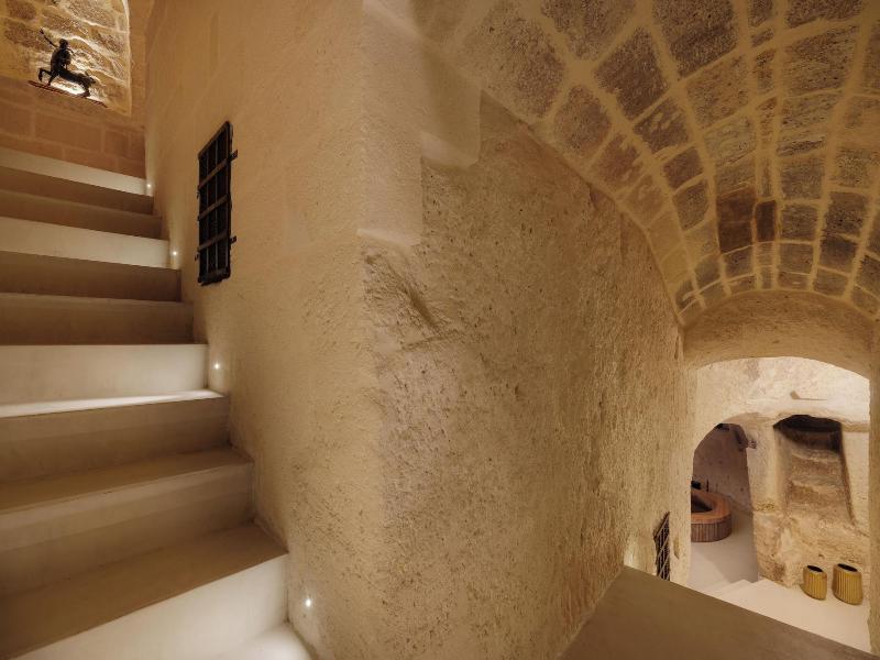 Vetera Matera image