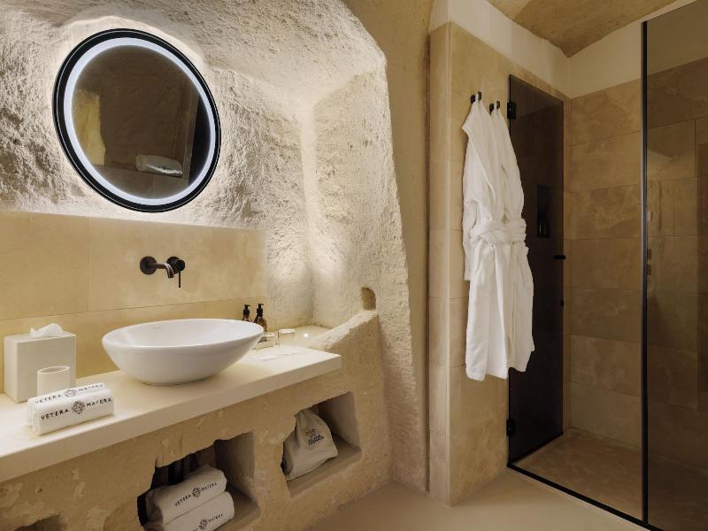Vetera Matera image