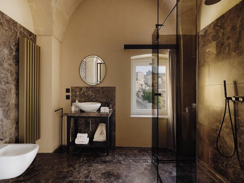 Vetera Matera image