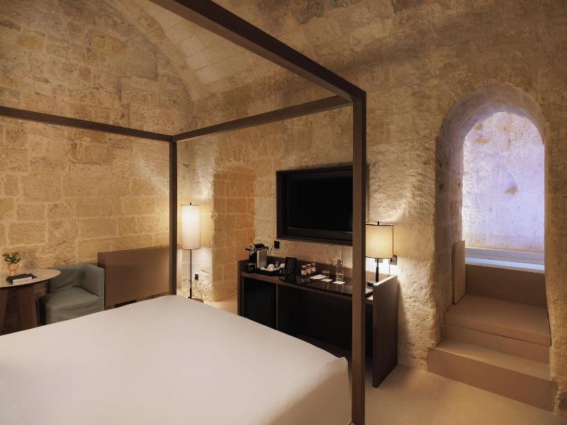 Vetera Matera image