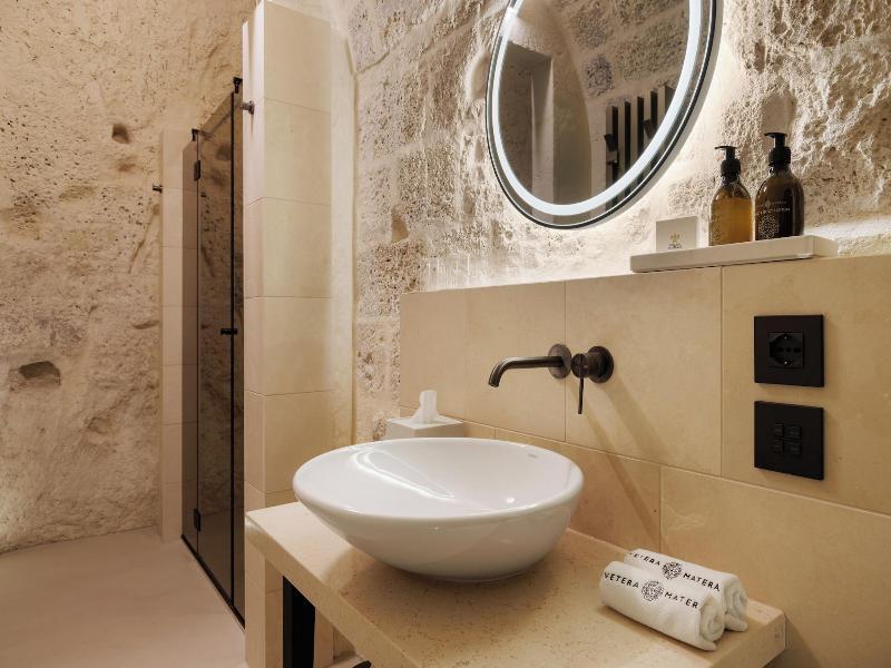Vetera Matera image