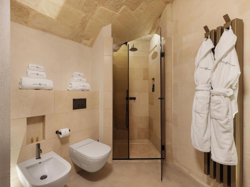 Vetera Matera image