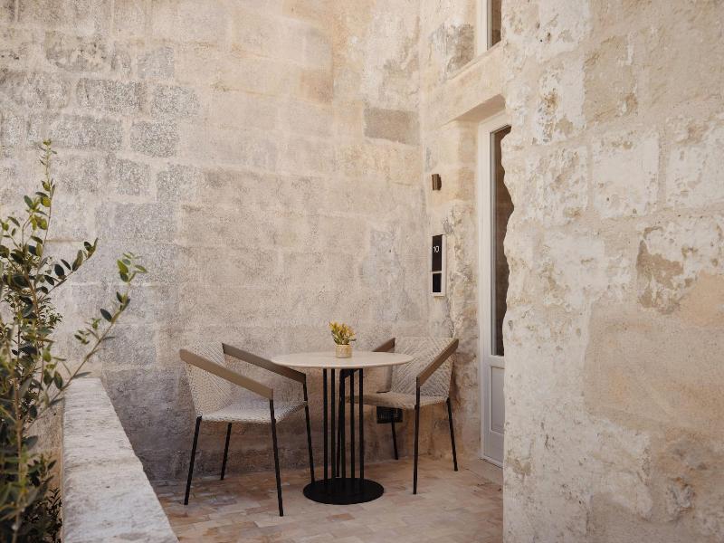 Vetera Matera image