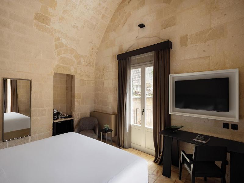Vetera Matera image
