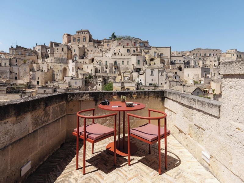 Vetera Matera image
