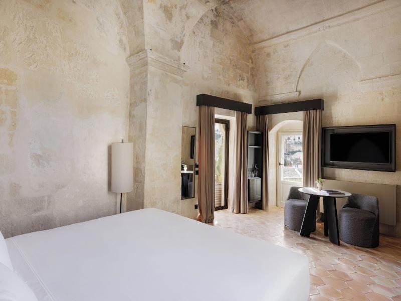 Vetera Matera image