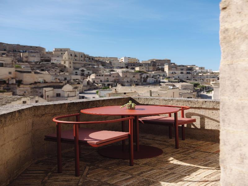 Vetera Matera image