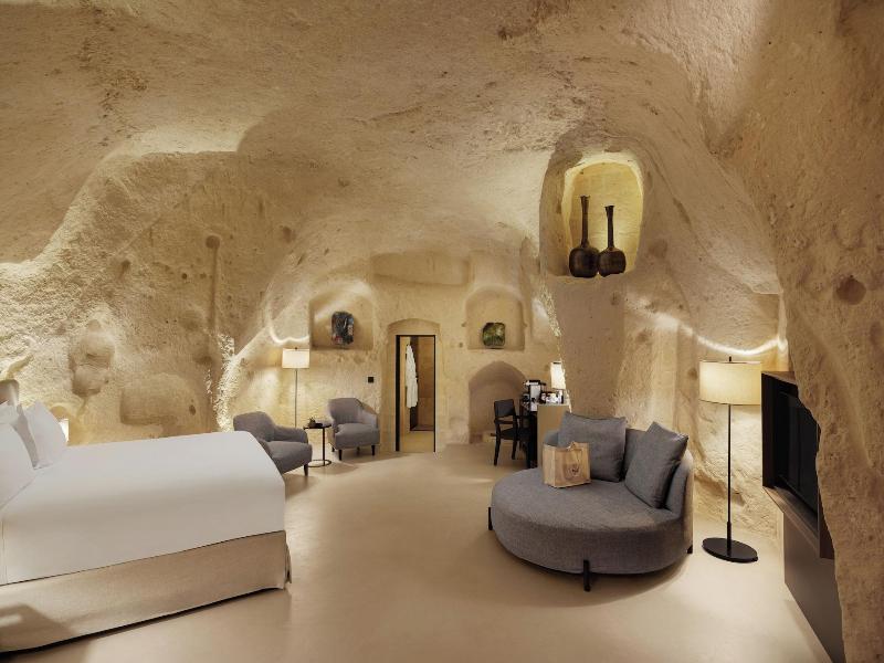 Vetera Matera image