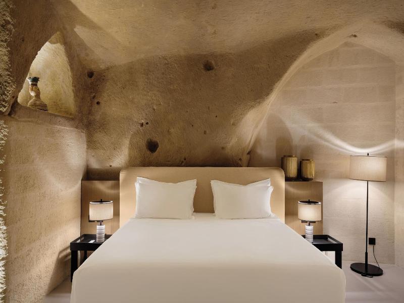 Vetera Matera image