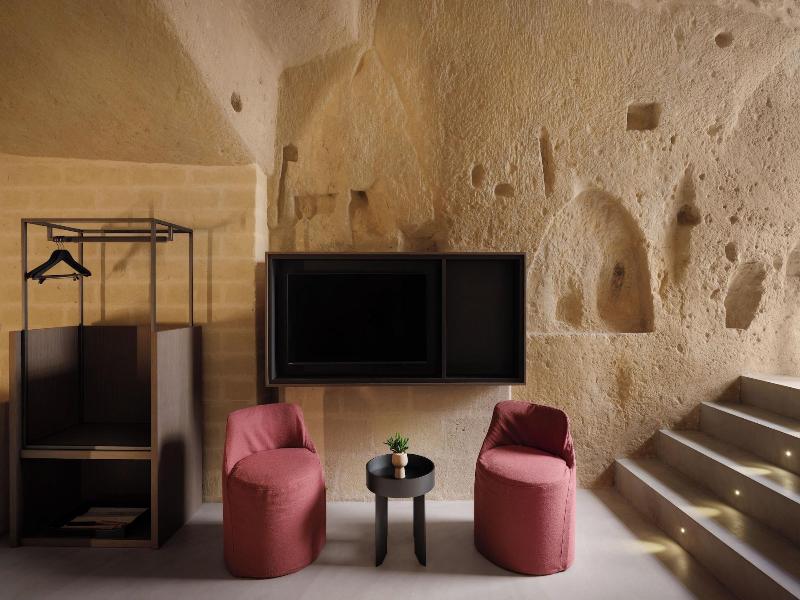Vetera Matera image