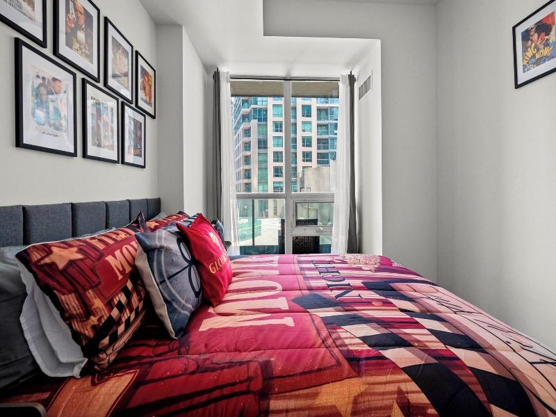 Atlantis At Waterpark City Condos In Dt image