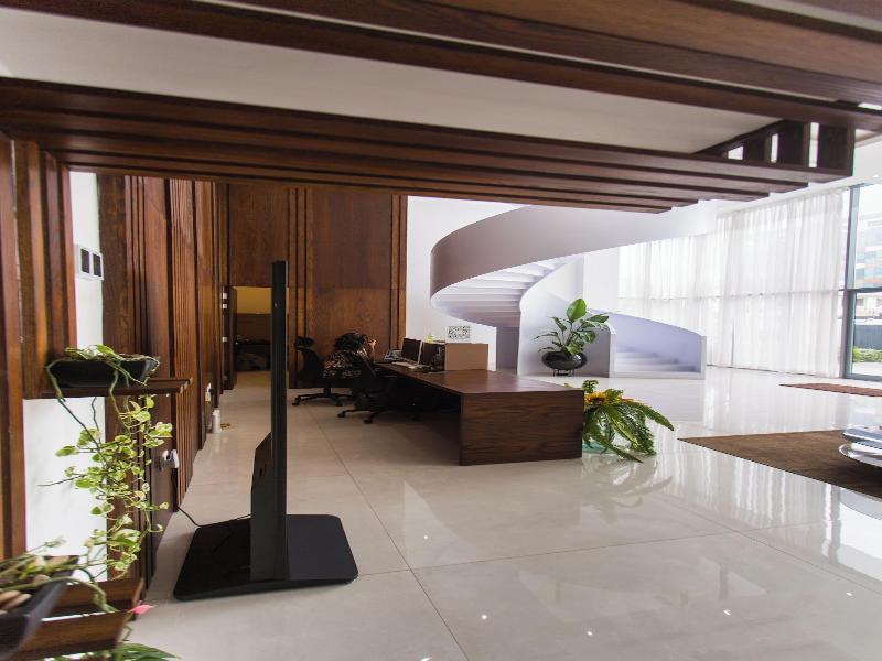 Accra Luxury Apartments At Essence image