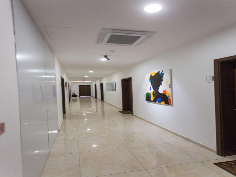 Accra Luxury Apartments At Essence image