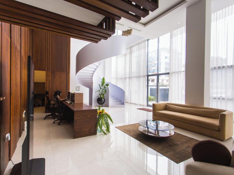 Accra Luxury Apartments At Essence image