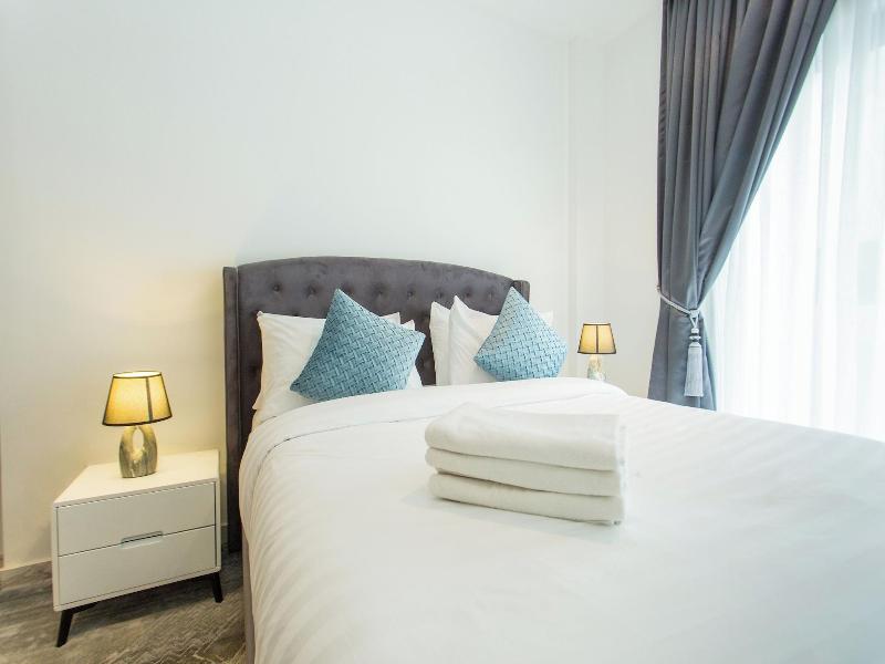 Accra Luxury Apartments At Essence image