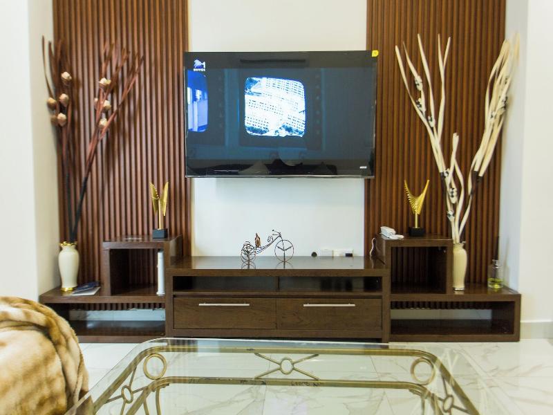 Accra Luxury Apartments At Essence image