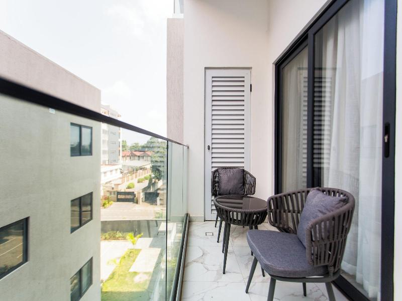 Accra Luxury Apartments At Essence image