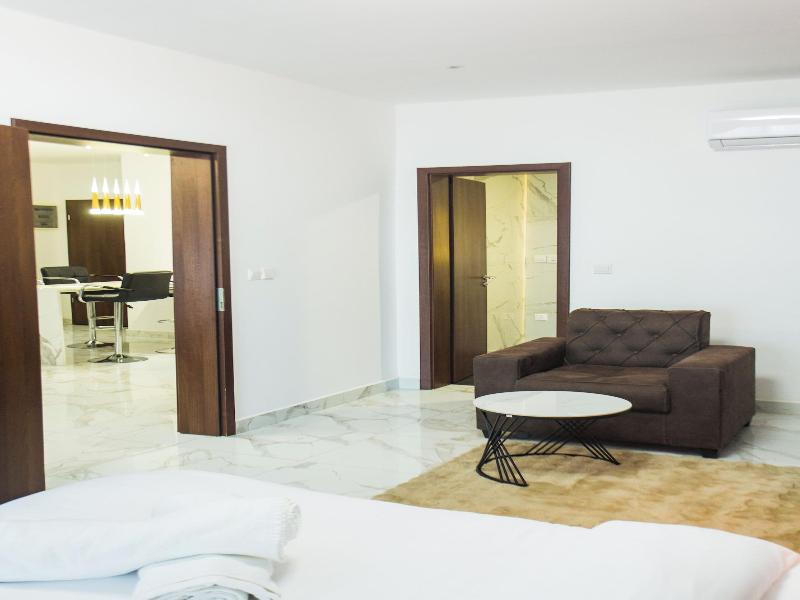 Accra Luxury Apartments At Essence image