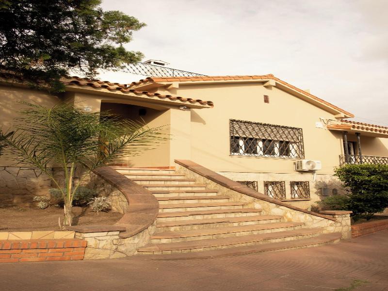 La Casona Del Monumento image