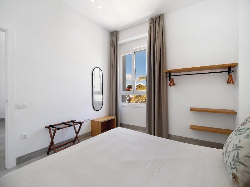 Casa De La Vega Suites image