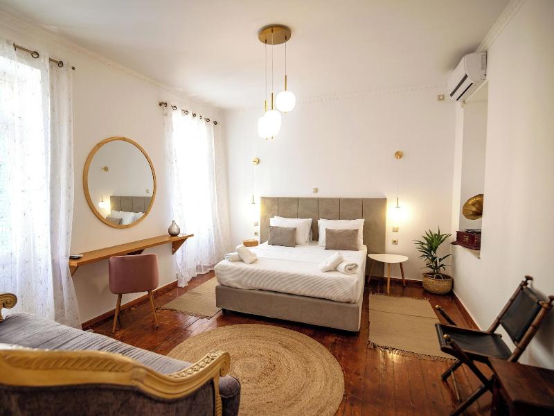 Apeiron Acropolis Suites image