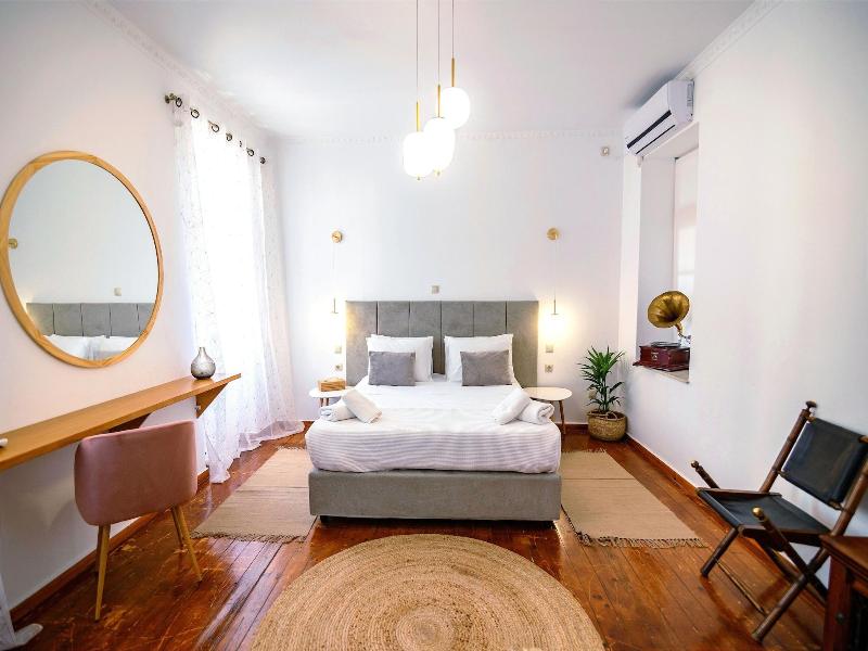 Apeiron Acropolis Suites image