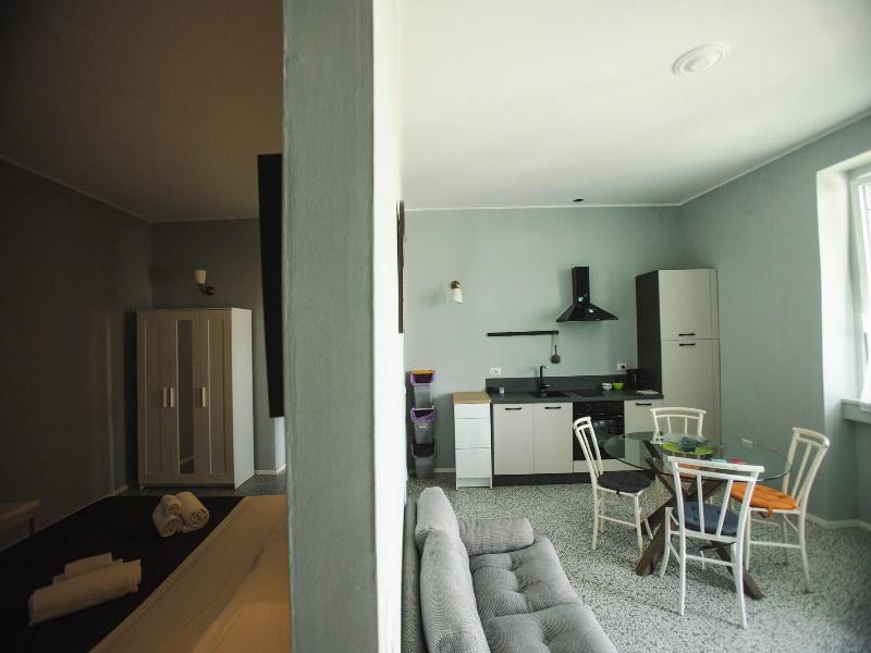 4brooms-paladini B&b image