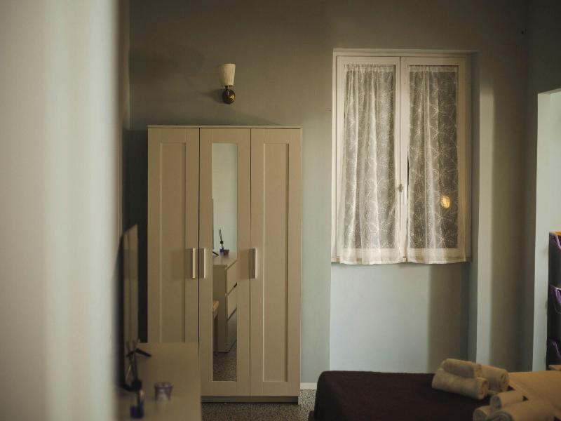 4brooms-paladini B&b image