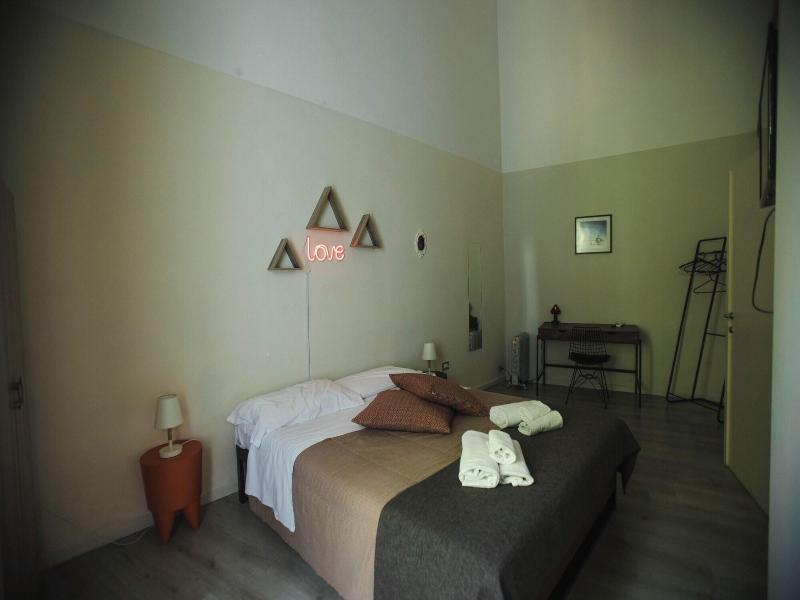 4brooms-paladini B&b image