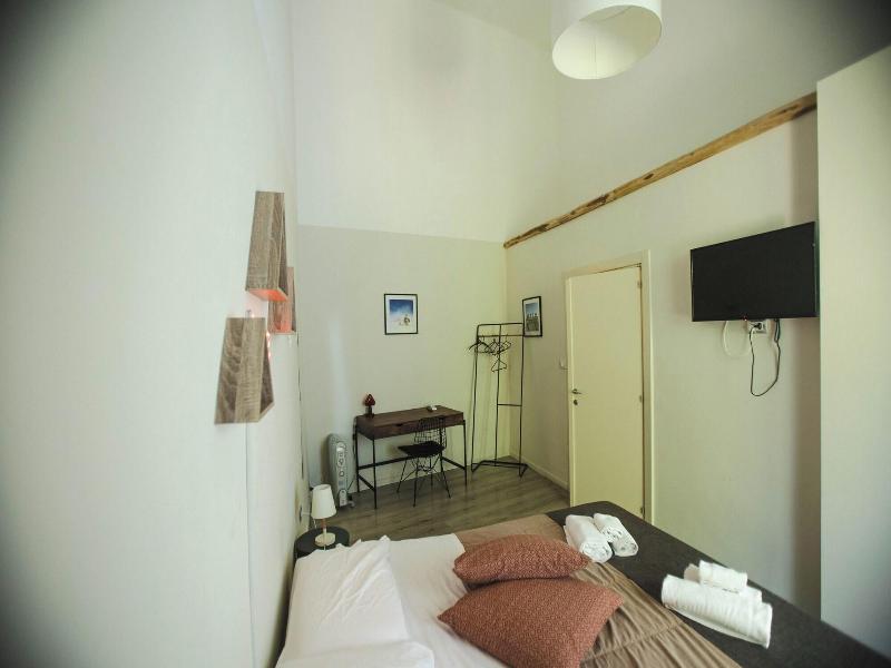 4brooms-paladini B&b image
