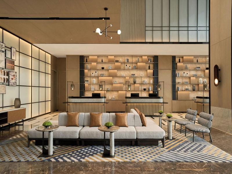 Sheraton Vinh, Vinh