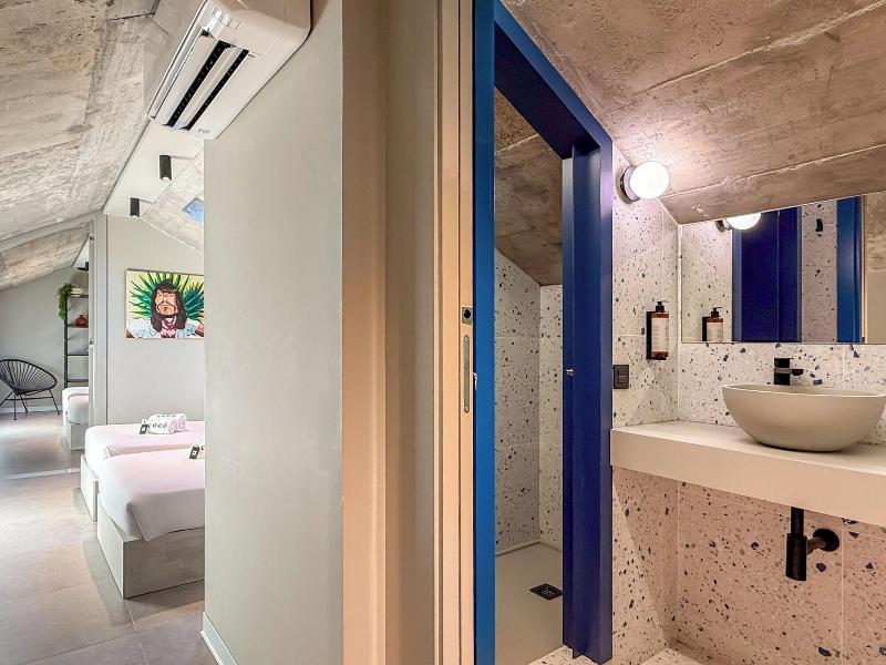 Coeo Hostel Hernan Ruiz image