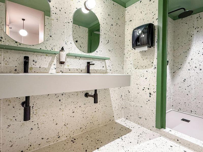 Coeo Hostel Hernan Ruiz image