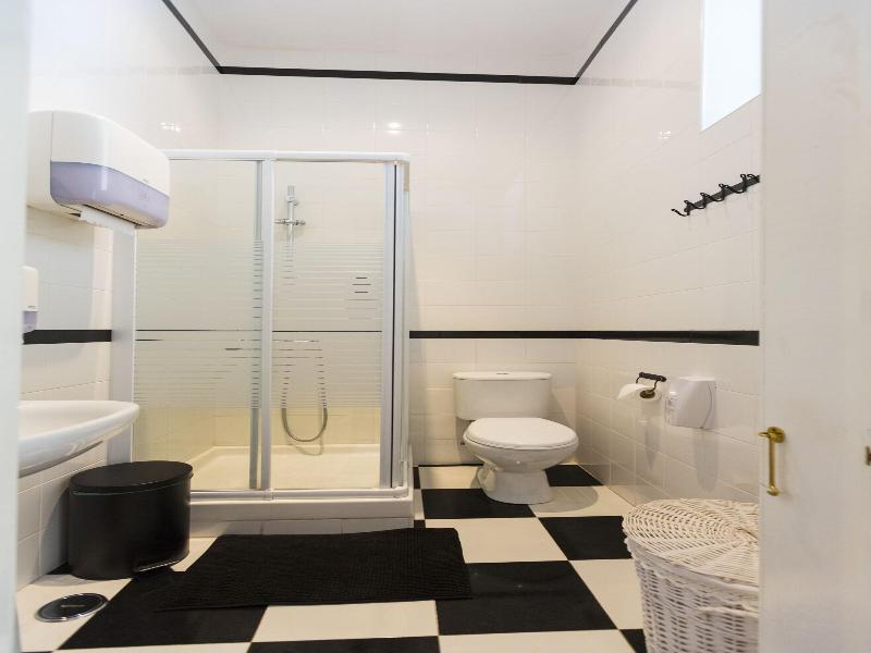 Chalet D Ávila Guest House image