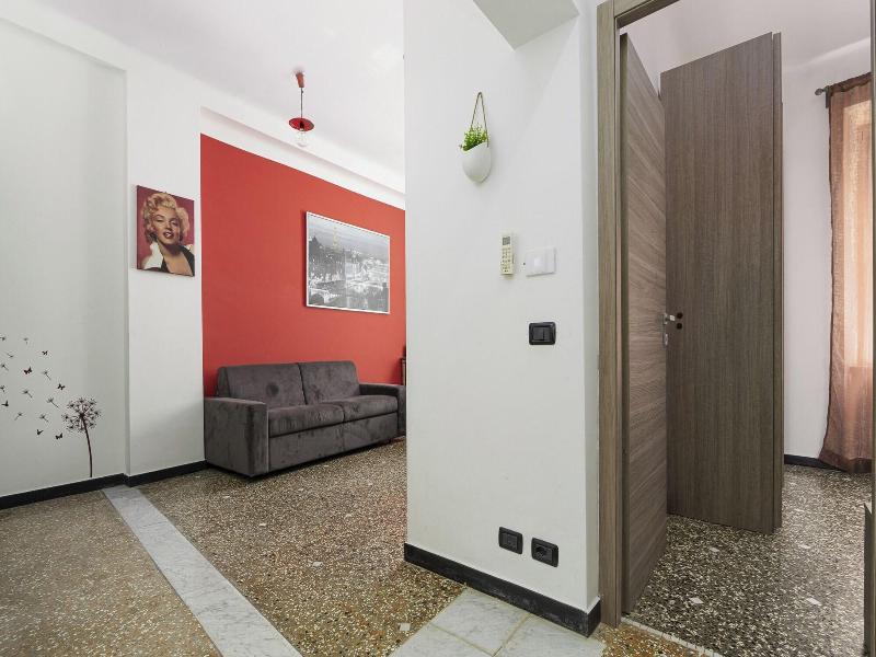 Rosa Homes - The Red image