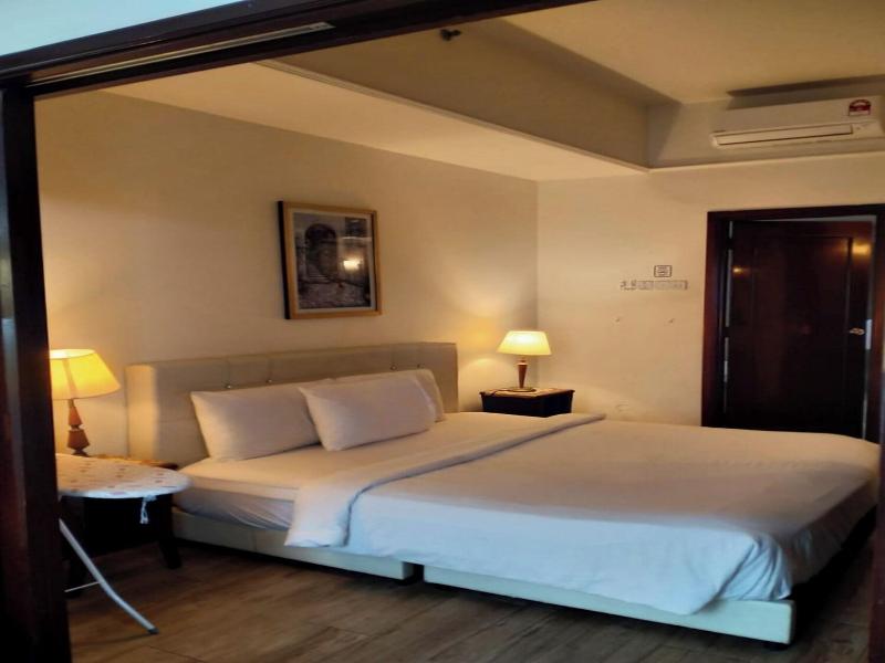 Kl Berjaya Times Square Residence image