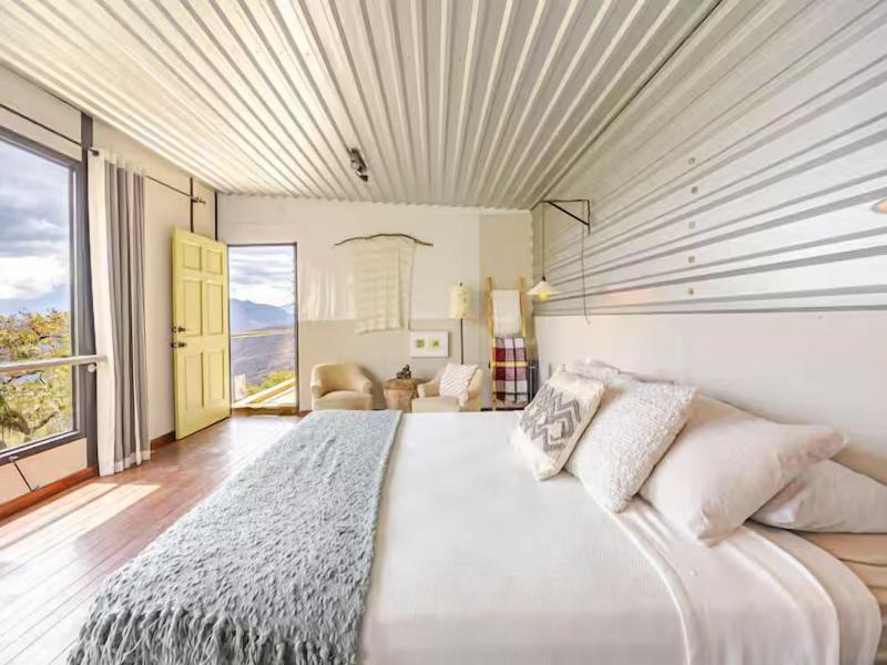 Cabin MOUNTAIN VIEW